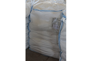 Sodium metasilicate pentahydrate packed in polypropylene bags with a polyethylene insert of 35 kg. and packed in big bags of 700 kg.